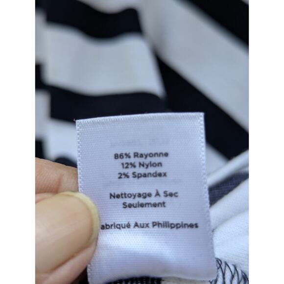 Talbots Knit Shirt Womens Size XL Navy White Stripe Pintuck Classic Nautical - Picture 4 of 8